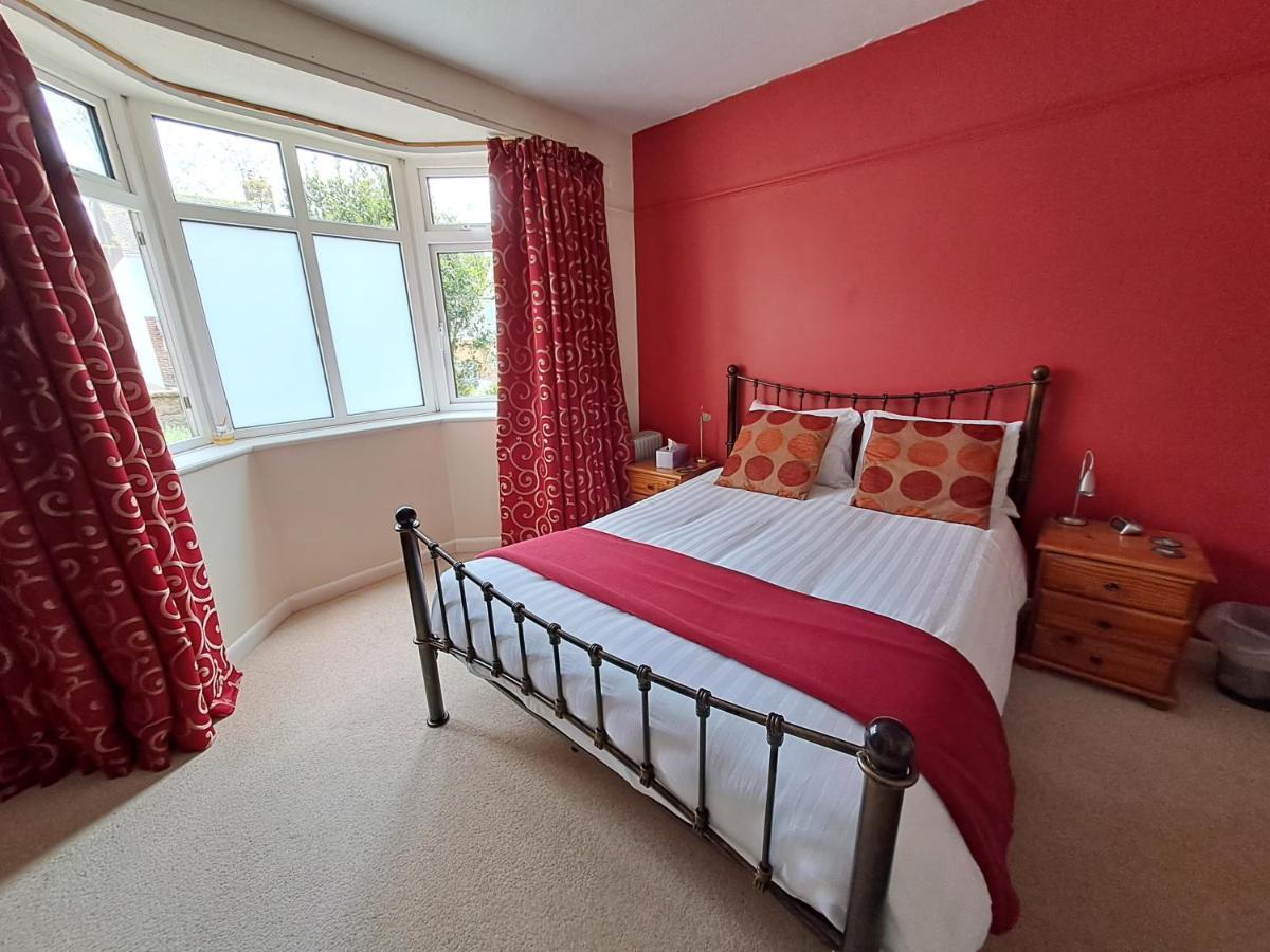 Quiet Comfortable Patcham Studio Free Parking Hallway Shared With Host Apartman Brighton Kültér fotó
